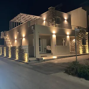 https://luxury-maison-e-mare.sicilyhotelsitaly.net